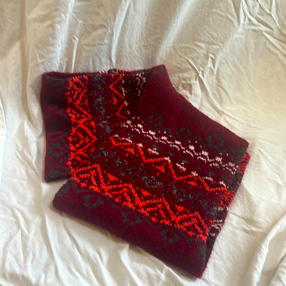 NWT Maroon/ Multicolored Infinity Scarf from American Eagle Outfitters